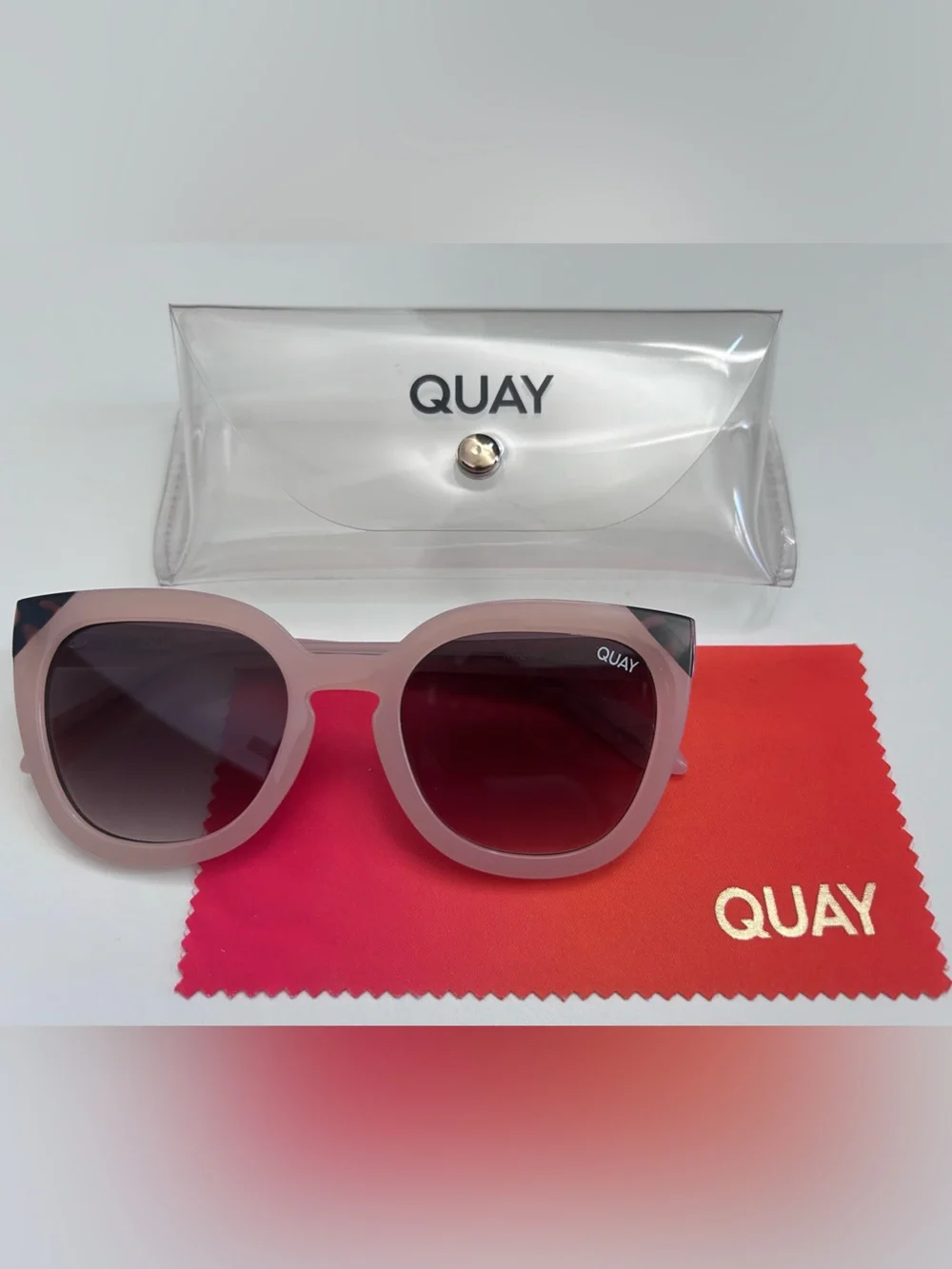 Quay Australia Noosa Pink Cat Eye Round Frame Sunglasses, Tortoiseshell Tips